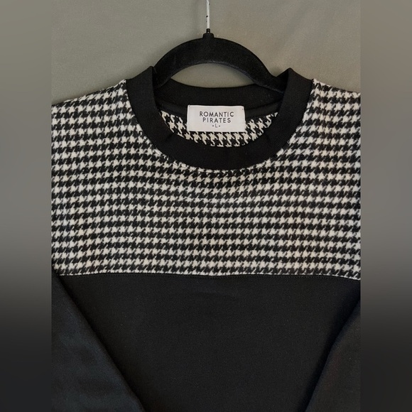 NEW Men’s sweatshirt with sweater pattern, made in Korea - Picture 4 of 13